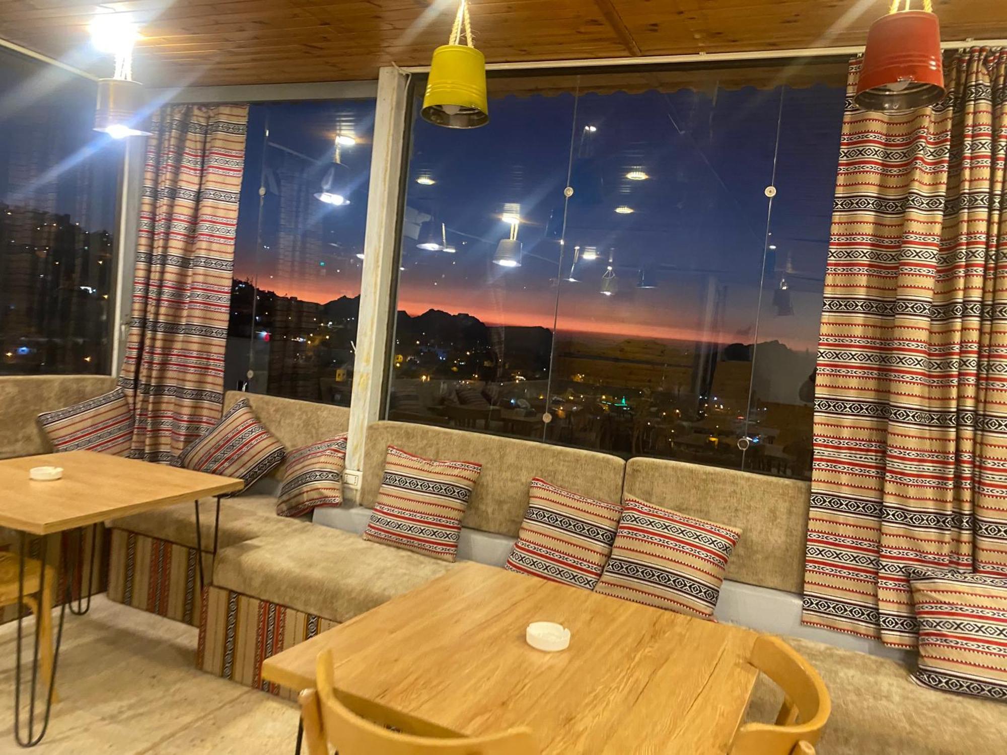 Raqeem Hotel Вади Муса Экстерьер фото